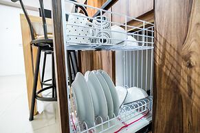 Classic 2BR Bassura City Apartment