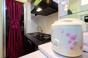 Comfy 2BR Bassura City Apartment Near Mall