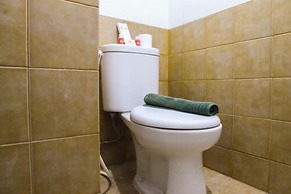 Well Designed 2BR Green Pramuka Apartment