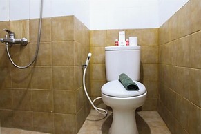 Well Designed 2BR Green Pramuka Apartment