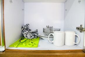 Pool View Studio Ara Residance Apartement Near Gading Serpong