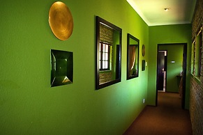 Waterfront Country Lodge