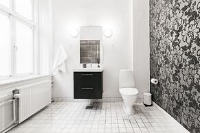 City Centre Apt next to Kongens Nytorv