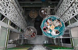 Selah Pods Hotel Manila