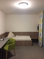 Astra Hotel Garni