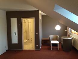 Astra Hotel Garni