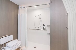 Courtyard by Marriott West Springfield