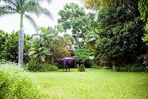 Lush Gardens Apartment 1