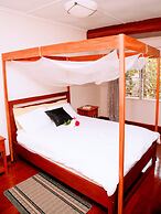 Lush Gardens Apartment 1