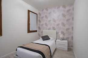 Apartments in San Marco with Canal View