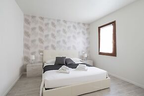 Apartments in San Marco with Canal View