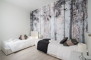 Apartments in San Marco with Canal View