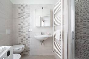 Apartments in San Marco with Canal View