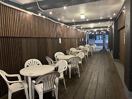 Rhodes Kagurazaka Hotel