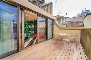 Luxury Residence near Parliament