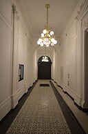 Luxury Residence near Parliament