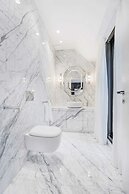 Luxury Residence near Parliament