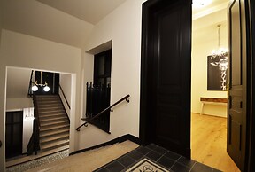 Luxury Residence near Parliament