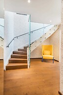 Luxury Residence near Parliament