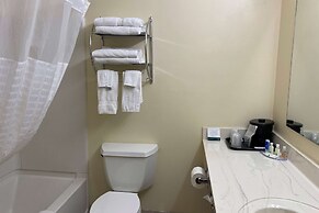 AmericInn by Wyndham Fort Atkinson