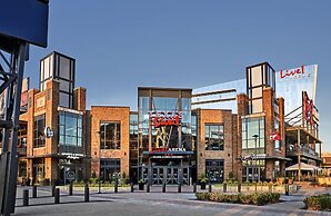 Live by Loews, Arlington, TX
