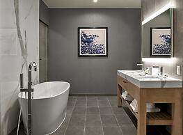 Live by Loews, Arlington, TX