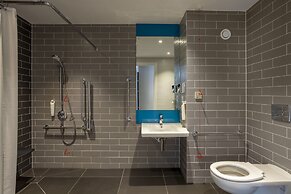 Holiday Inn Express Bridgwater M5, Jct. 24 by IHG