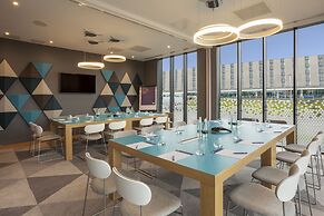 Holiday Inn Express Bridgwater M5, Jct. 24 by IHG