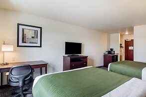 Cobblestone Hotel and Suites Torrington