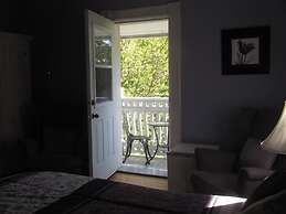 Les Trois Erables Boutique Inn