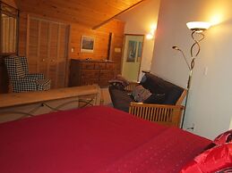 Les Trois Erables Boutique Inn