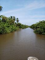 Villa River Paradise