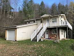 Silver Spring Chalet - GetAway