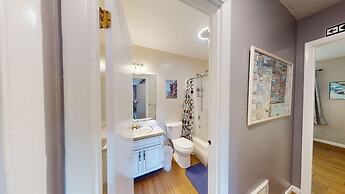 Silver Spring Chalet - GetAway