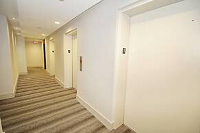 Luxury 2 BD + 2 WC in the heart of Entertainment District