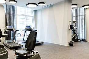 Luxury 2 BD + 2 WC in the heart of Entertainment District