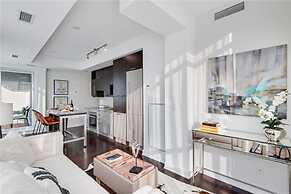 Luxury 2 BD + 2 WC in the heart of Entertainment District