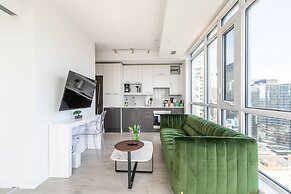 Luxury 2 BD + 2 WC in the heart of Entertainment District