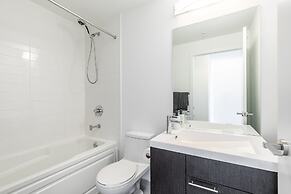 Luxury 2 BD + 2 WC in the heart of Entertainment District