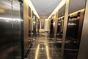 Luxury 2 BD + 2 WC in the heart of Entertainment District