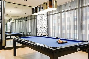 Luxury 2 BD + 2 WC in the heart of Entertainment District