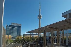 Executive 2 Bedroom Condo Across CN Tower