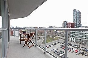 Executive 2 Bedroom Condo Across CN Tower