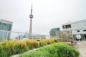 Presidential 1 Bedroom Condo across CN Tower