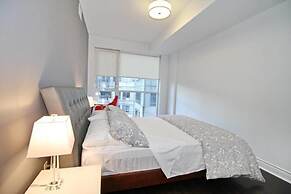 Presidential 1 Bedroom Condo across CN Tower