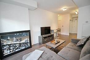 Presidential 1 Bedroom Condo across CN Tower