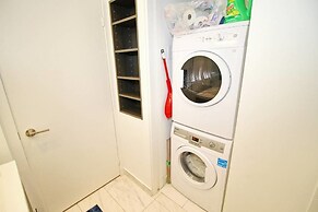 Executive 1 BD in the heart of Entertainment District