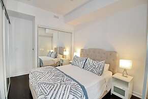 Exquisite High-Rise 1 Bedroom next to Scotia Arena