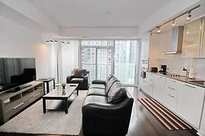 Exquisite High-Rise 1 Bedroom next to Scotia Arena