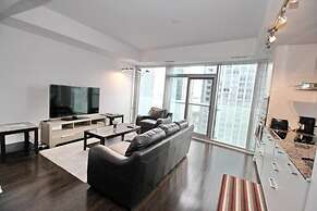 Exquisite High-Rise 1 Bedroom next to Scotia Arena